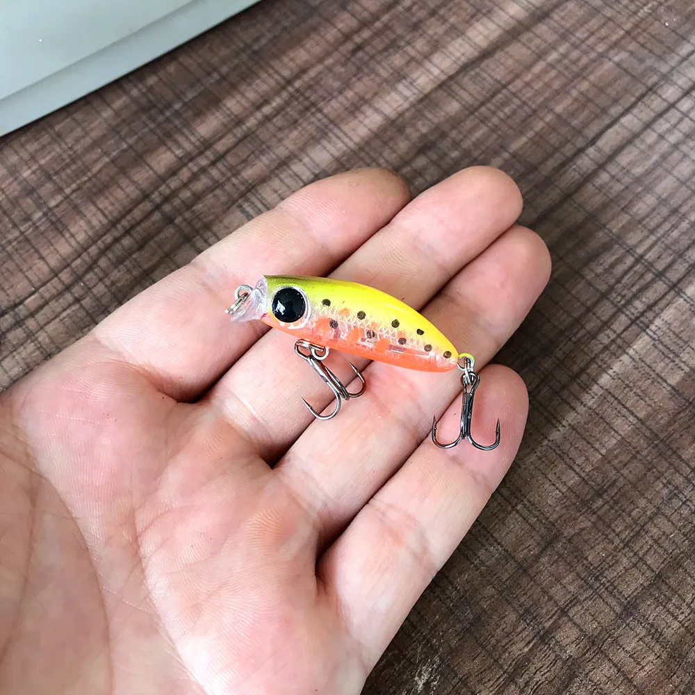 1Pcs Slowly Sinking Minnow Fishing Lure Wobblers 43mm 2.7g Isca Artificial plastic Hard Bait Mini Crankbait Pike Fishing Tackle