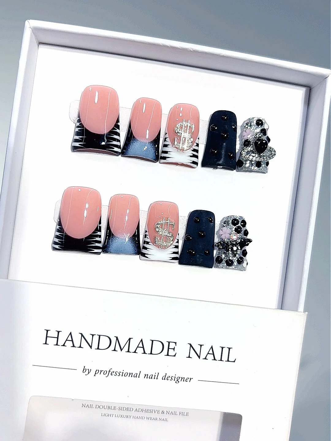 

Zebra Stripe & Dollar Sign Acrylic Fake Nails, Goth Rhinestone Square False Nails for Women（L303）