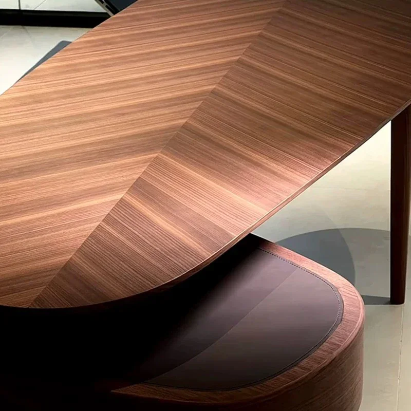 โต๊ะทำงานไม้เนื้อแข็งสไตล์มินิมอลของอิตาลี โต๊ะทำงานมุมโค้งระดับไฮเอนด์ โต๊ะคอมพิวเตอร์แบบหมุนได้