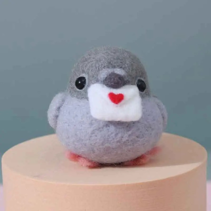 Pass The Time Handmade DIY Poke Wool Felt Doll Cute Mini Pet Pigeon Material Kit Plush Toys Birthday Gifts Non-finished Goods