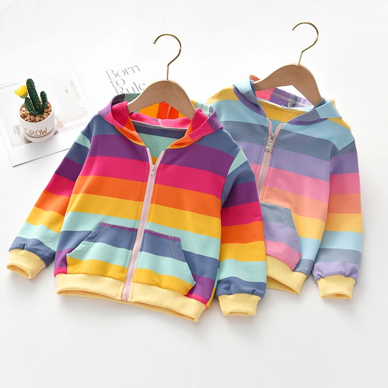 

Spring and Autumn Boys and Girls Personalized Fashion Cute Zipper Pocket Rainbow Stripe Hooded Jacket Coat