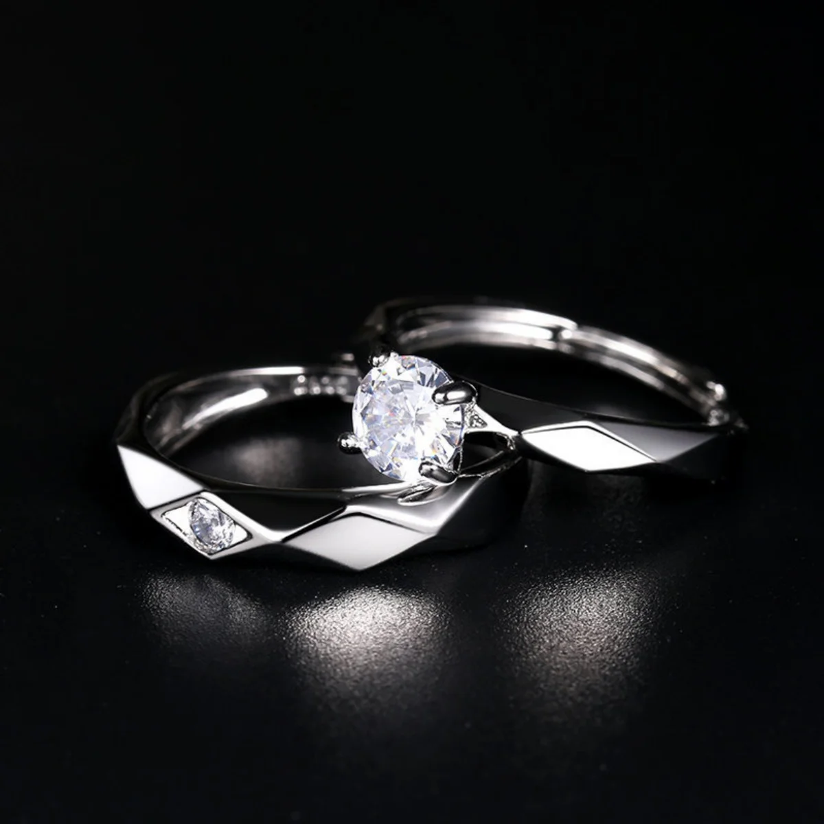 2 قطعة/المجموعة فضي اللون هندسية سطح الزركون زوجين خواتم للنساء الرجال رائعة تألق كريستال البنصر مجوهرات هدية