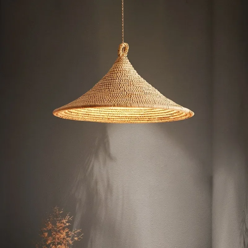 Janpanese Wabi-sabi Handmade Wearing Straw Hat Shaped LED Pendant Lights Art Indoor Lamp for Bedroom Home Decoration Chandeliers