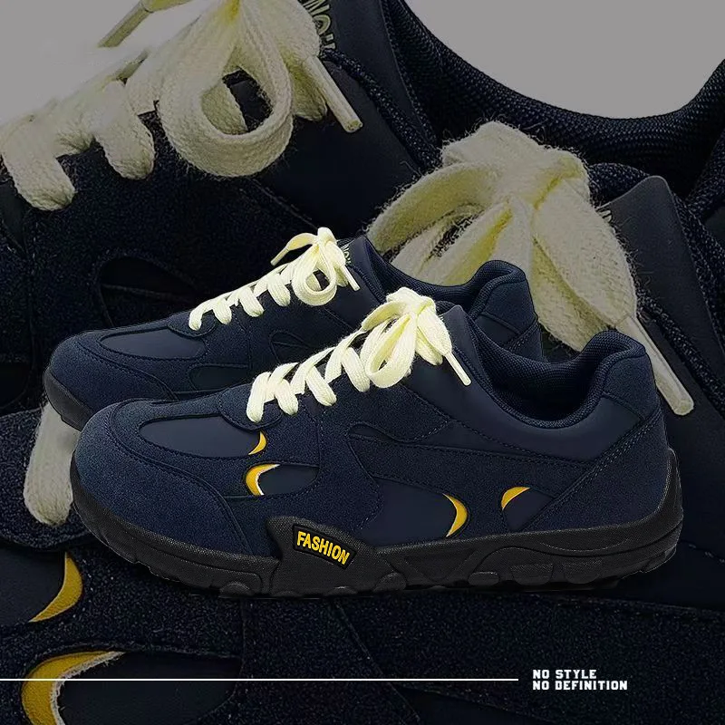 Men's shoes lightweight board shoes 2026 autumn explosion new student versatile fashion light luxury sports senior casual shoes