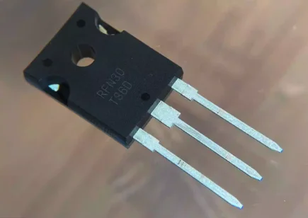 1/5PCS RFN30TS6S RFN30 TS6S TO-247 Inverter air conditioner IGBT high-power tube