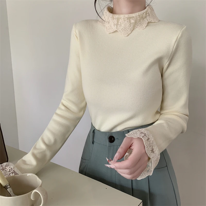 ربيع الخريف الدانتيل المرقعة الياقة المدورة تريكو المرأة تي شيرت 2025 جديد طويل الأكمام الكورية عادية أسفل محبوك القمم الإناث