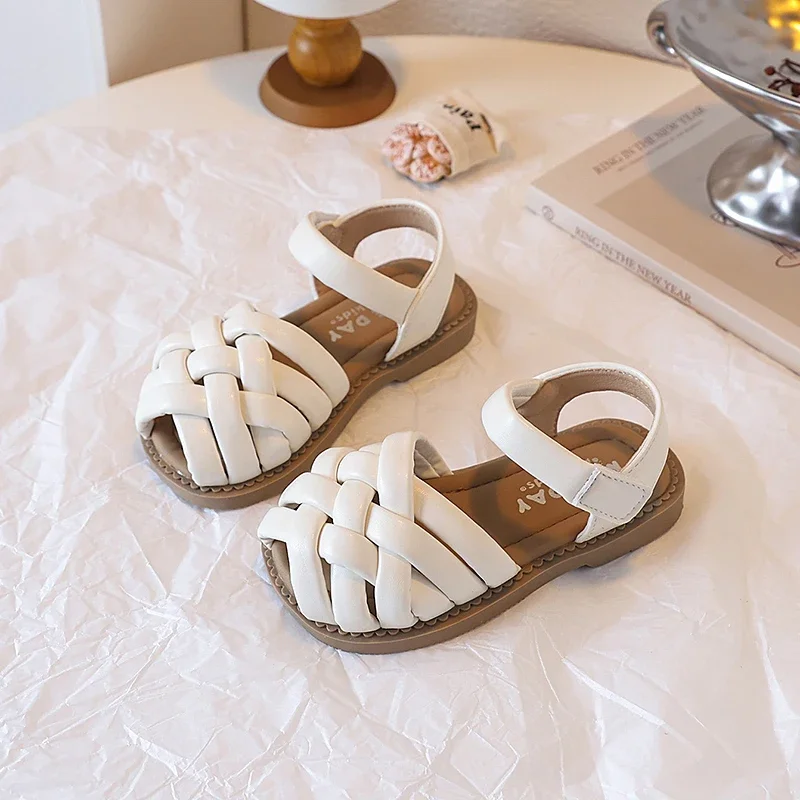 

2025 Children Sandals for Girls Summer New Fashion Korean Style Soft Bottom Anti-slippery Versatile Woven Princess Roman Shoes