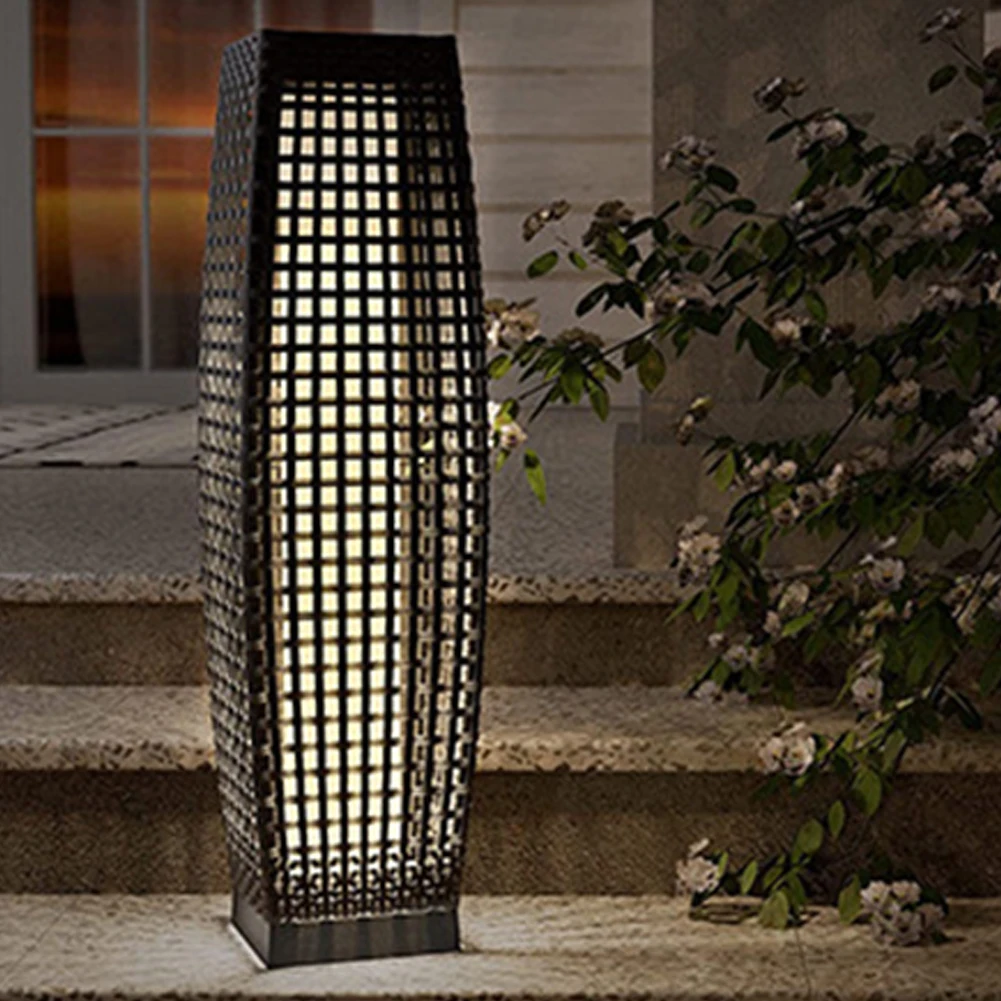 Outdoor Floor Lamp Wicker Rattan Solar Powered Lantern IP65 Waterproof Solar Powered Outdoor Lights For Garden Porch Patio Decor
