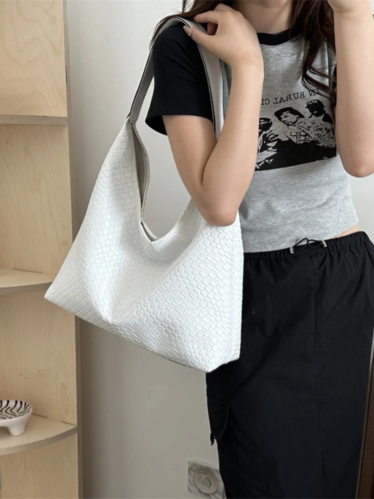 

Casual Large Capaci Tote Bag Women's Single oulder Bag Commuting Class Soft Leather Bag Simple Sle 2025 New Original