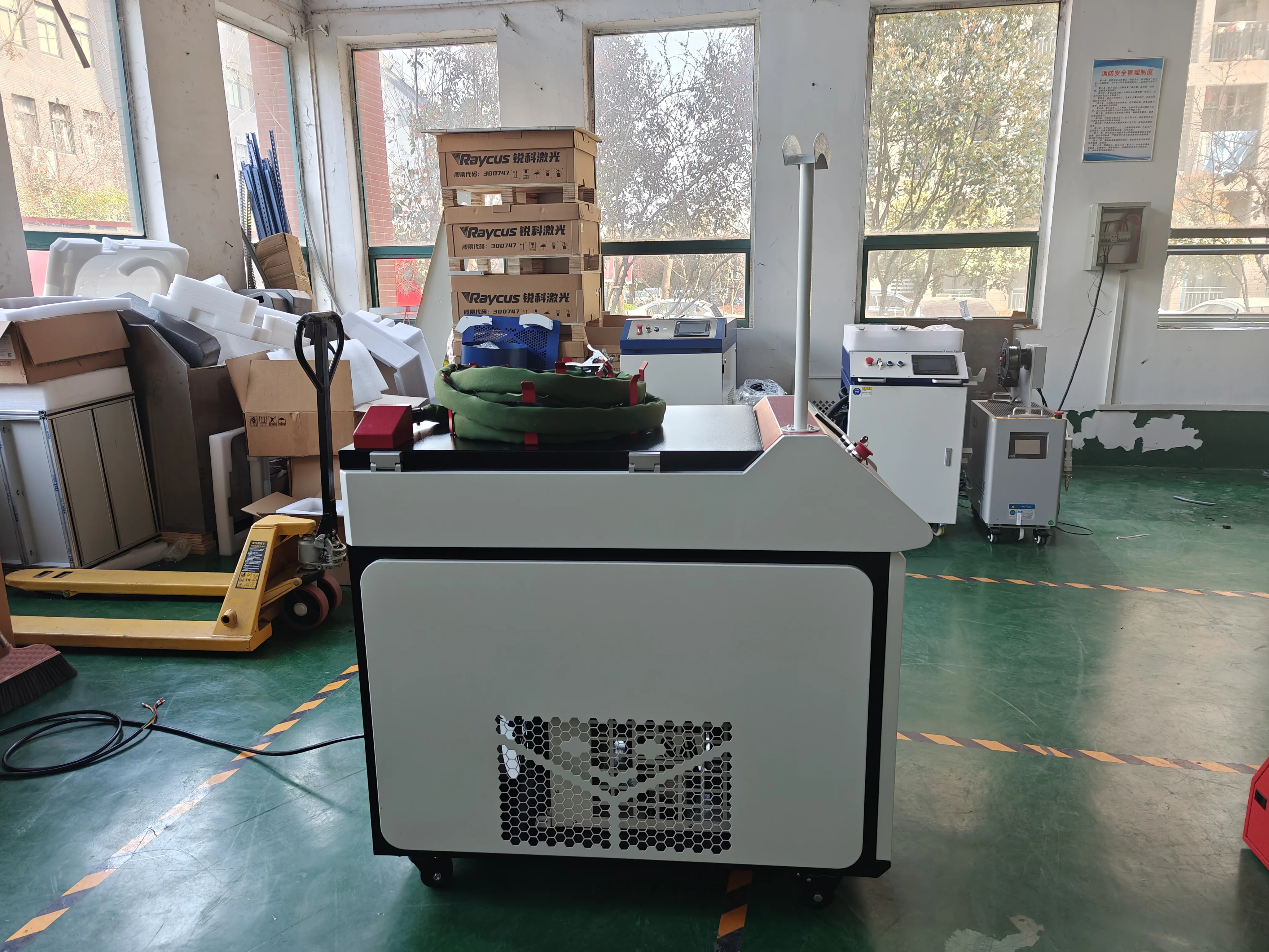 3-in-1 Fiber Laser Welding Machine 1500W  Precision Cutting Cleaner Channel Cutter Optic Welder for Electronic Components