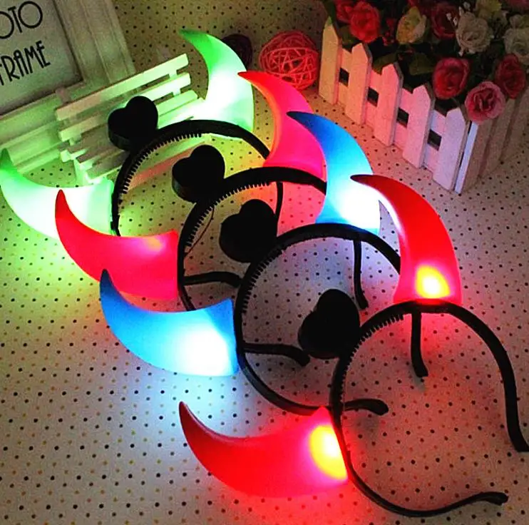 

Glowing Horn Hoop Hair Headdress Party The Devil's Horns Lights Opening Gifts Toys Tents Wholesale For Halloween Christmas SN