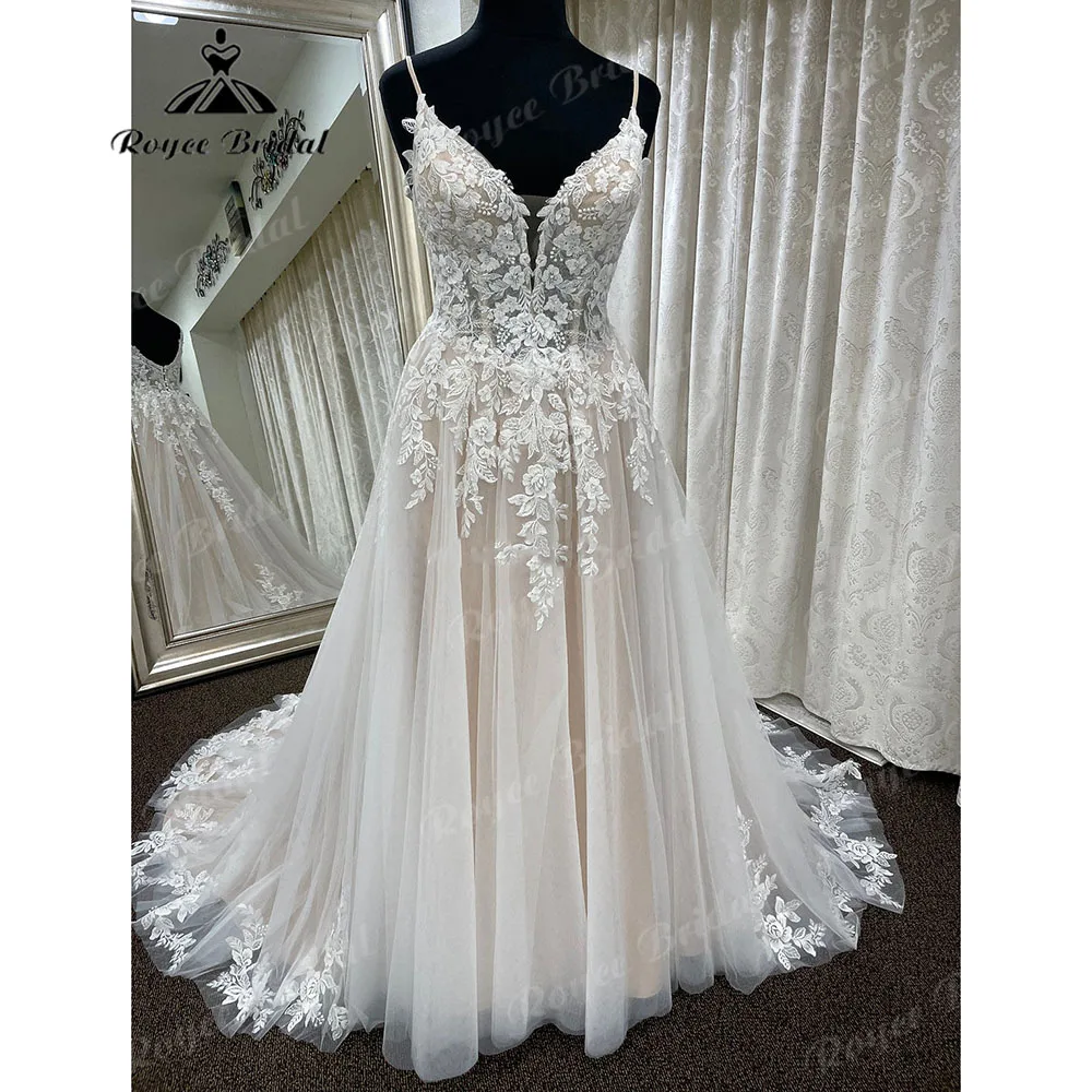 Trouwjurk Boho Lace Floral Backless Summer Wedding Dress with V Neck 2023 Spaghetti Straps Bridal Gown Vestido Noiva Roycebridal