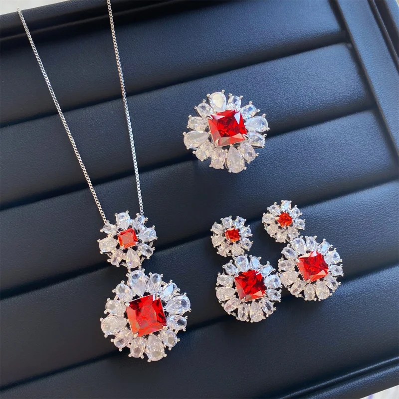 - Conjunto de aretes de anillo abierto para mujer con colgante de diamante completo de margaritas en forma de flor de alta gama con circonita cúbica Fanta Princess