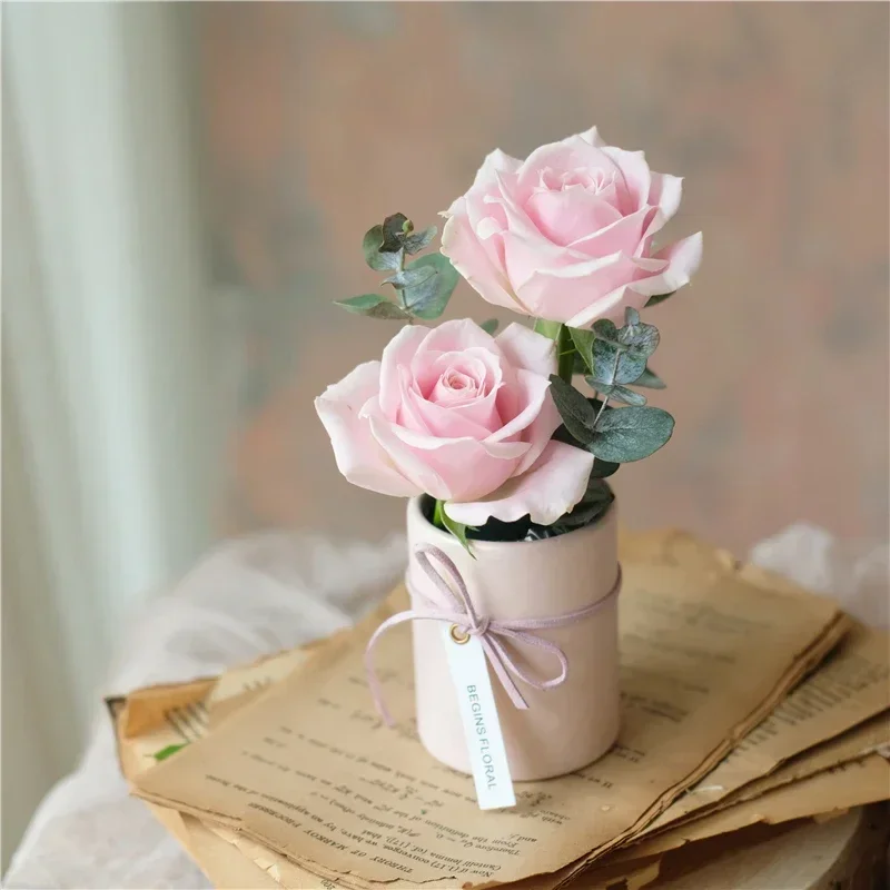 

Round Gift Boxes Mini Flower Box Wedding Bouquet Packaging Case Portable Hug Bucket for Birthday Flower Gifts Decoration Vase