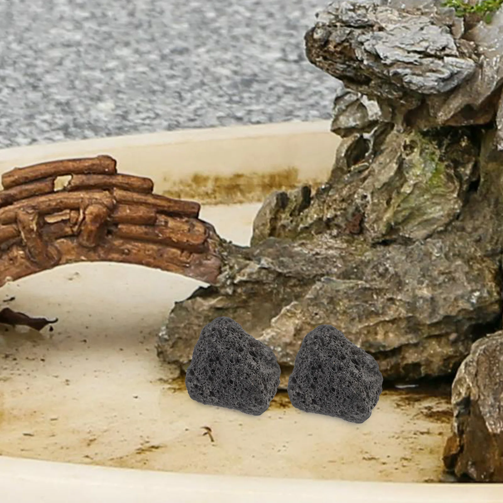 

1 Bag Natural Volcanic Stone Fish Tank Landscaping Decorative Rock Aquarium Plants Flower Pots Craft Wedding Party Decoration