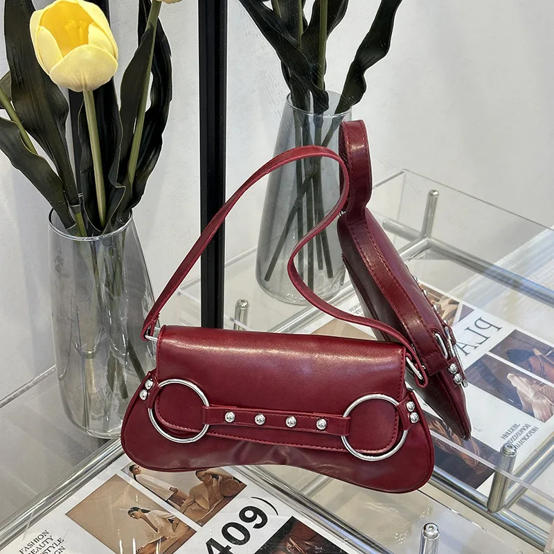 

New personalized saddle bag Korean version trendy fashion niche design flip shoulder bag
