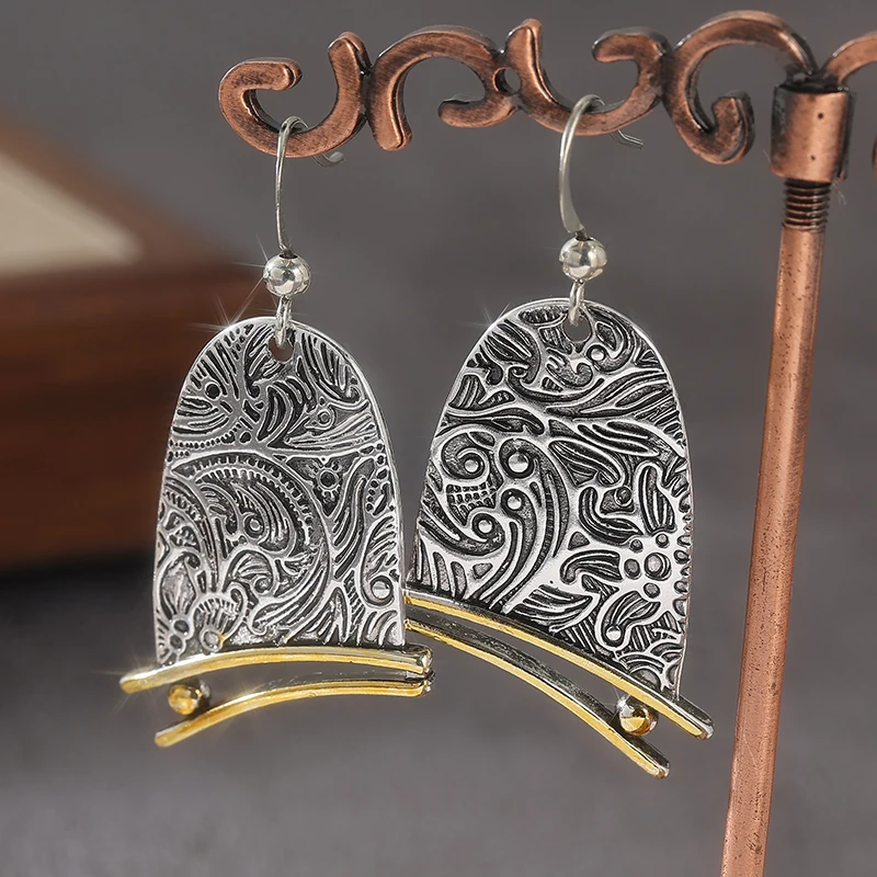 Vintage Ethnic Metal Carving Pendant Earrings For Women Bohemia Tribal Style Texture Dangle Earrings Unique Design Jewelry