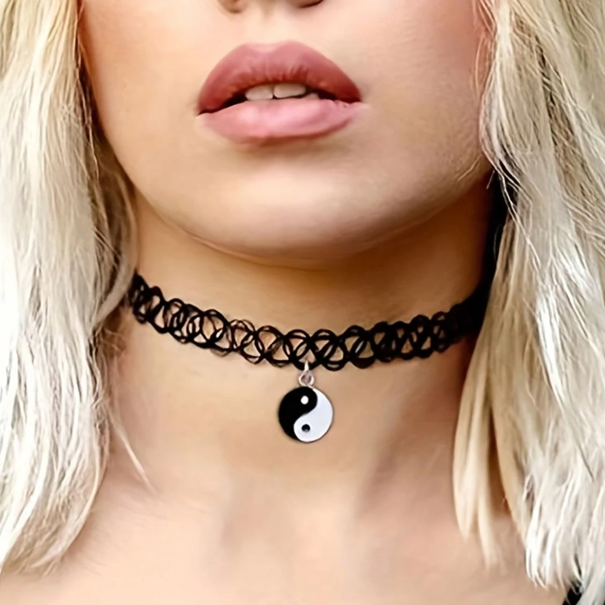 Retro Necklace Set, 90s Accessories, Ladies, Teenagers, Girls, Black And White Yin-Yang Pendant, Charm, Elastic Jewelry Style