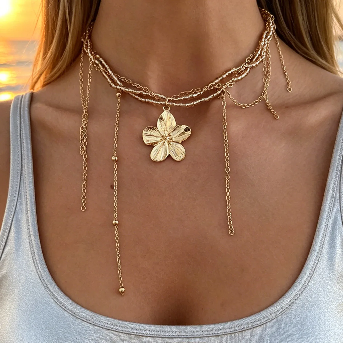 

Flower Pendant Choker Necklace Gold Plated Beaded Tassel Wrapped Chain French Style Versatile Jewelry for Daily Wear