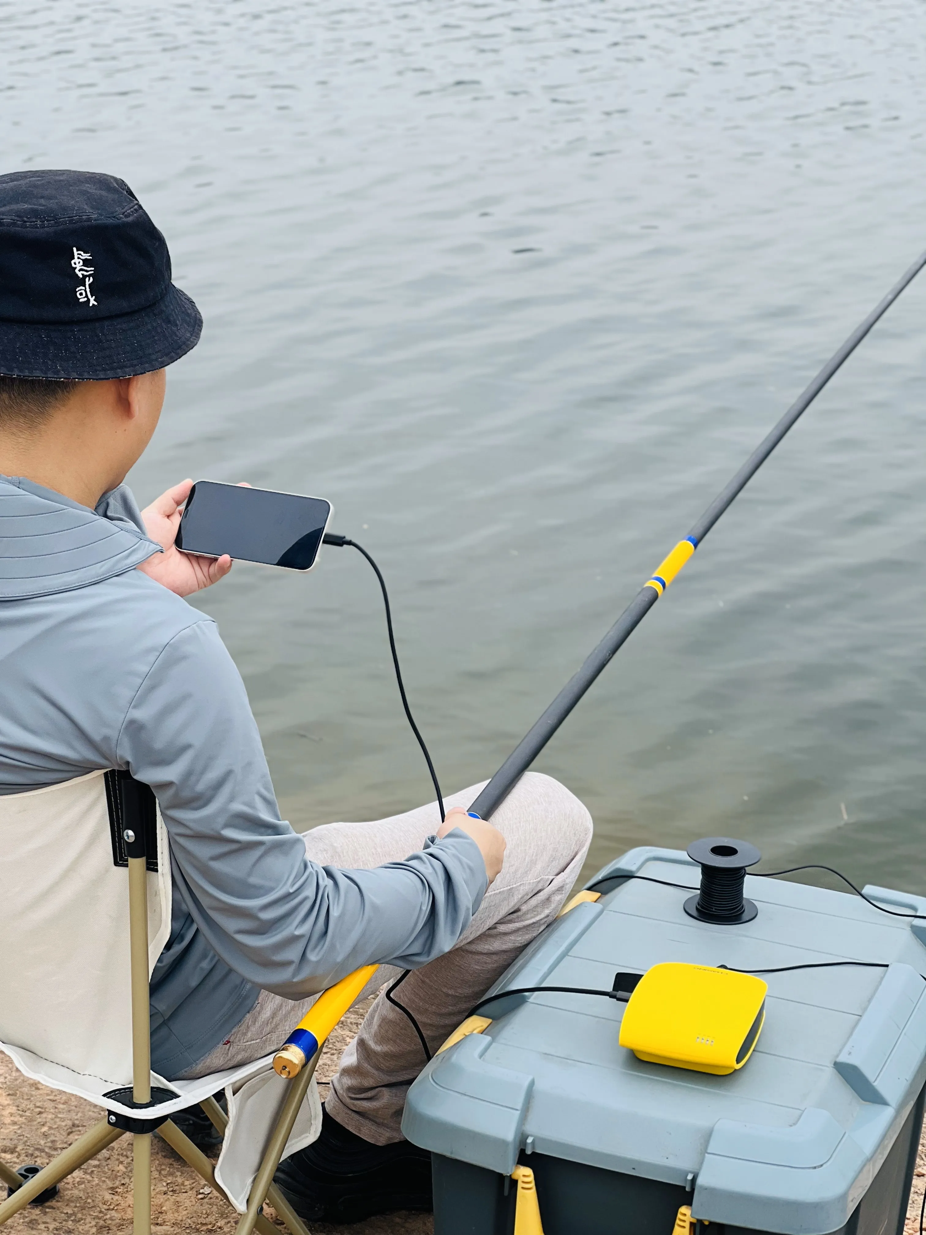 Underwater fish finder, visible underwater video recording, live high definition camera