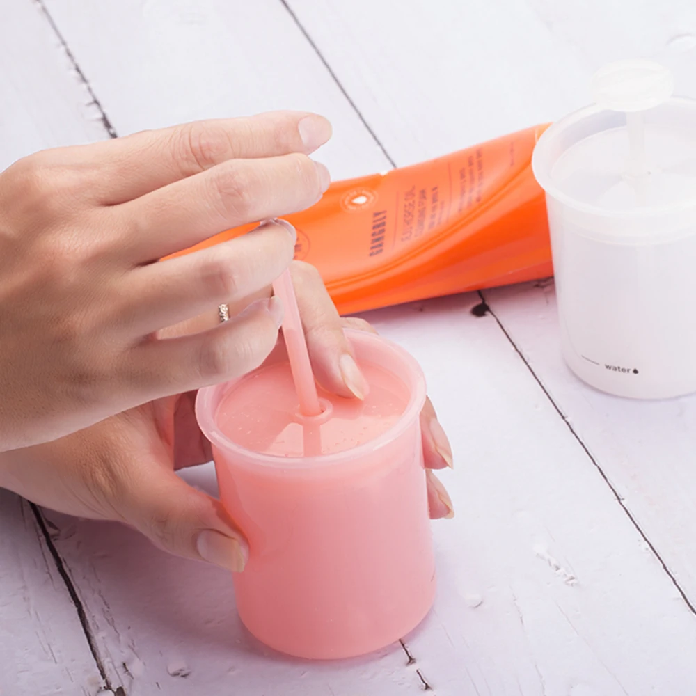 Creatore di schiuma Creatore di bolle di plastica Tazza di bolle Dispositivo di schiuma per bolle Crema detergente Strumento portatile riutilizzabile per la cura della pelle del viso