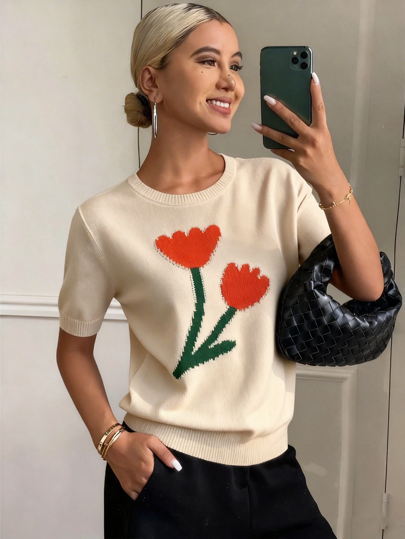 European and American Style Spring and Summer Women's Round Neck Short-Sleeve Knit Top, Fresh Tulip Jacquard Simple Pullover Knit T-Shirt, Easter Vacation Outfit, French Country Style Loose Fit Slimming Daily Commute Thin Lightweight Gentle Versatile Knit Women's Clothing