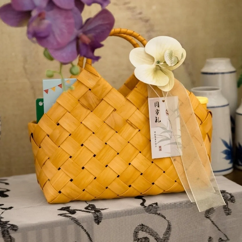 Rustic Hand-Woven Basket Sundries Organizer with Handle Wedding Flower Basket Flower Arrangement DIY Accessory