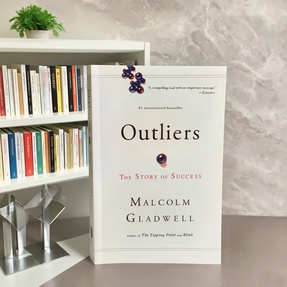 

Outliers By THE STORY OF SUCCESS Time Вдохновляющие романы Английская книга