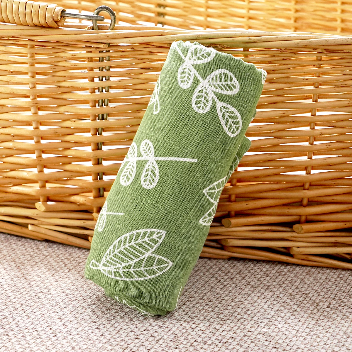Elinfant 100% Cotton 4PCS Muslin Swaddle Blankets,120*110cm Bamboo Cotton Newborn Baby Bath Towel Wrap