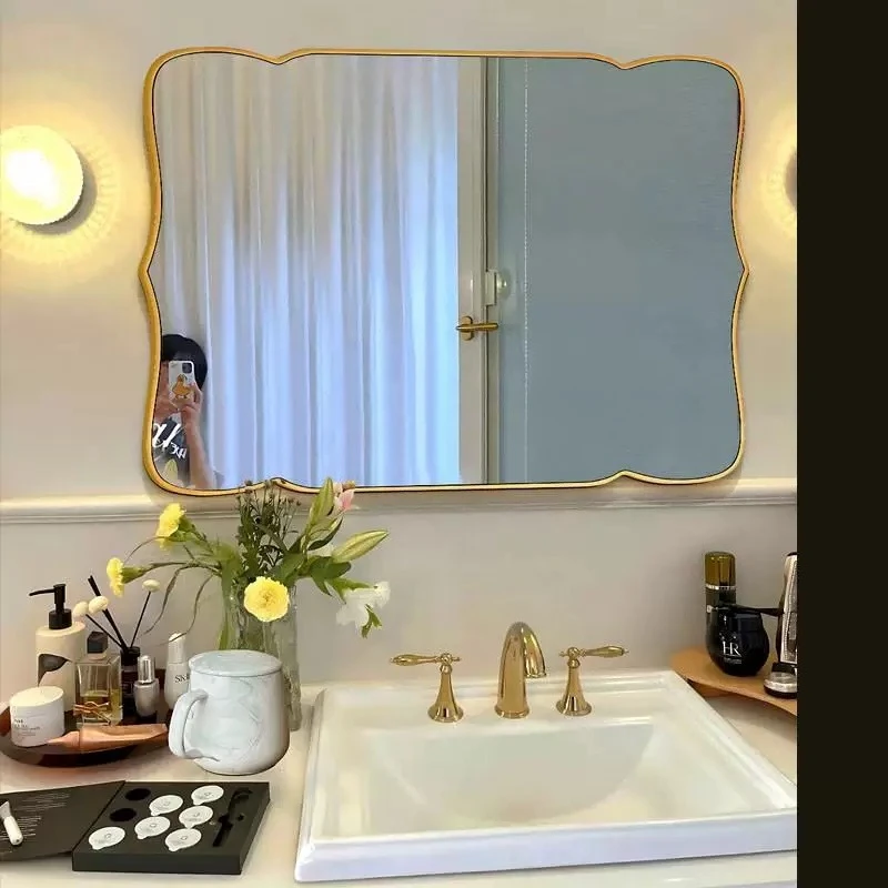 French retro bathroom mirror American special-shaped bathroom mirror Middle antique bathroom mirror Smart mirror