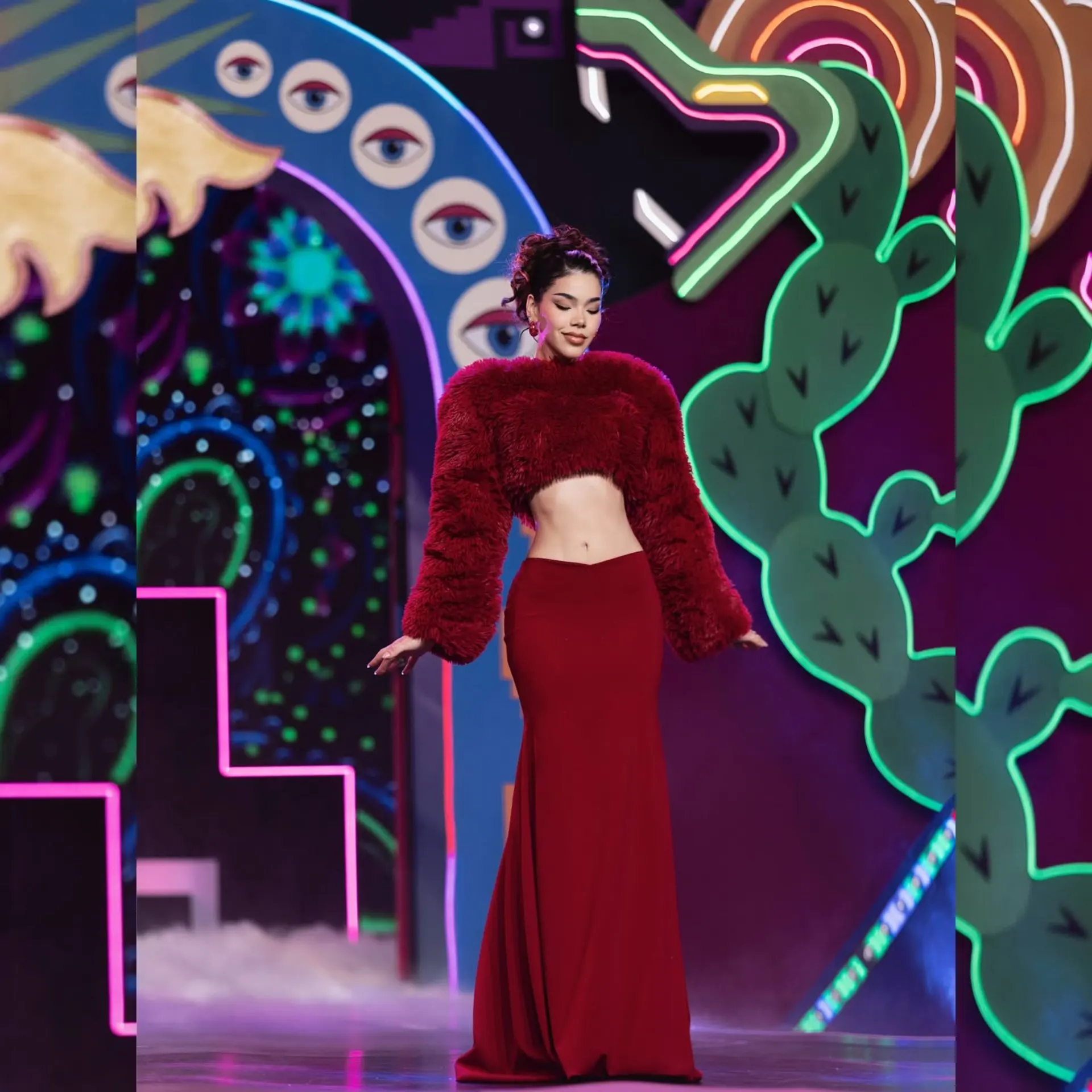 Elegant Burgundy Floor‑Length Bodycon Skirt, High Waist, Smooth Stretch Fabric, Flattering Silhouette High Waist, Party, Formal