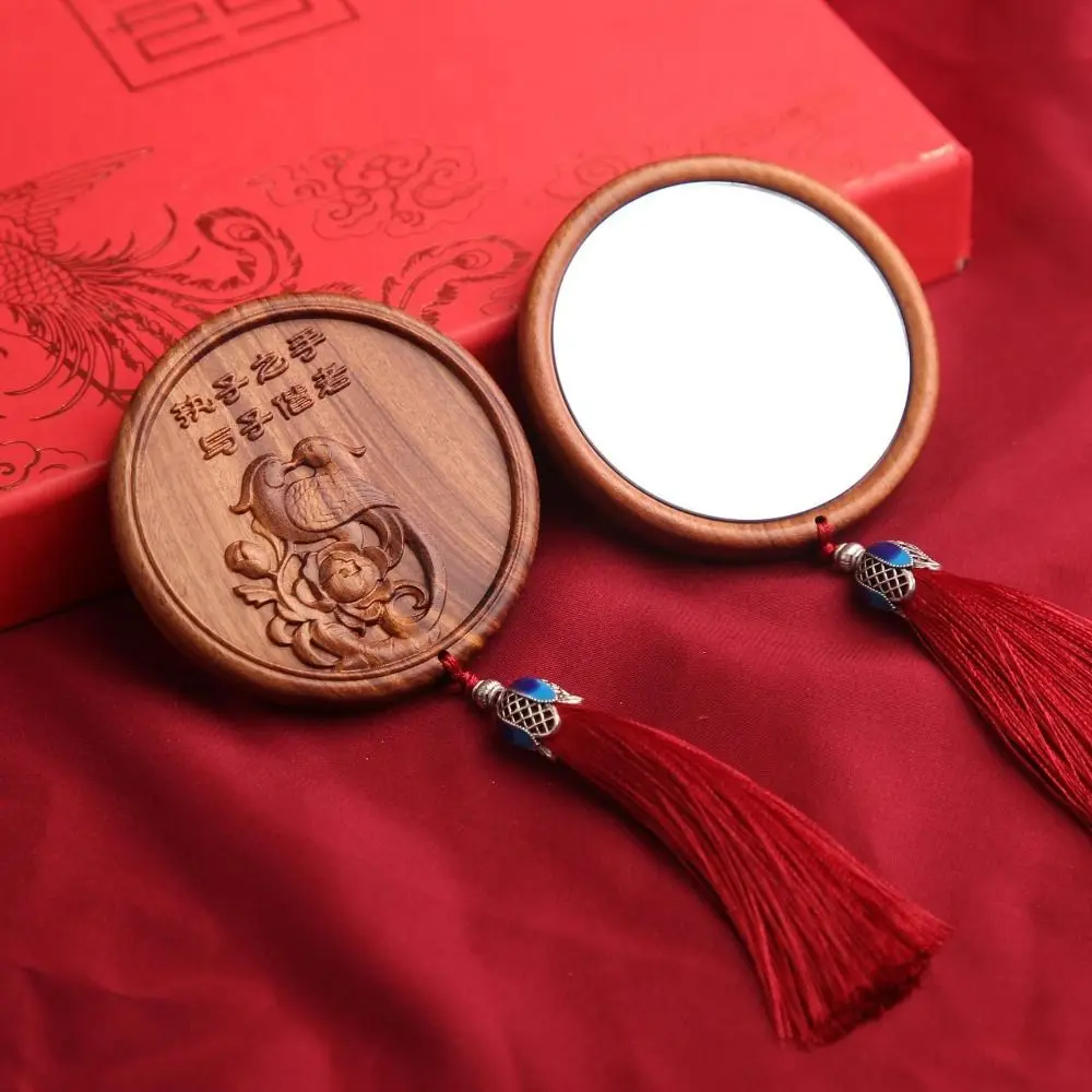 Vintage with Tassels Makeup Mirror Sandalwood Mini Vanity Mirror Portable Lotus Flower Compact Pocket Mirror Wedding Gift