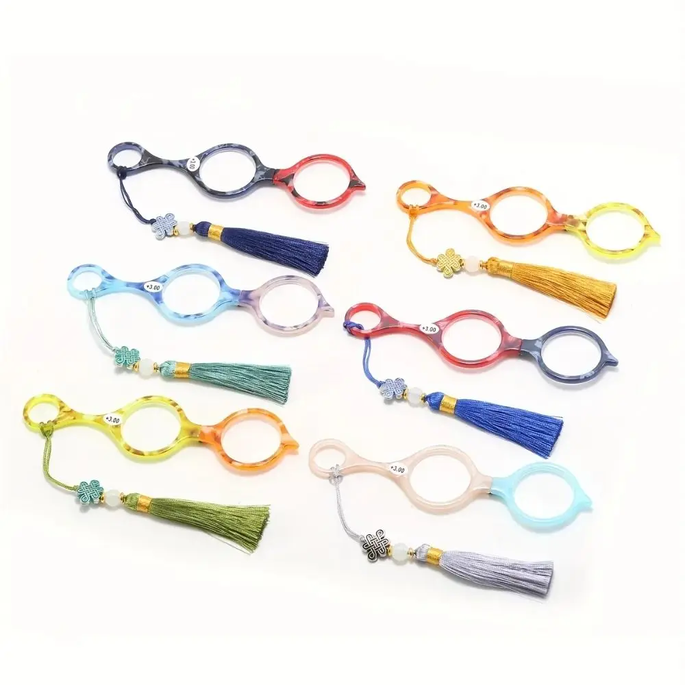 Lightweight Anti-loss Reading Glasses Handheld Foldable Magnifying Glasses Durable Tassel Necklace Readers Women Men