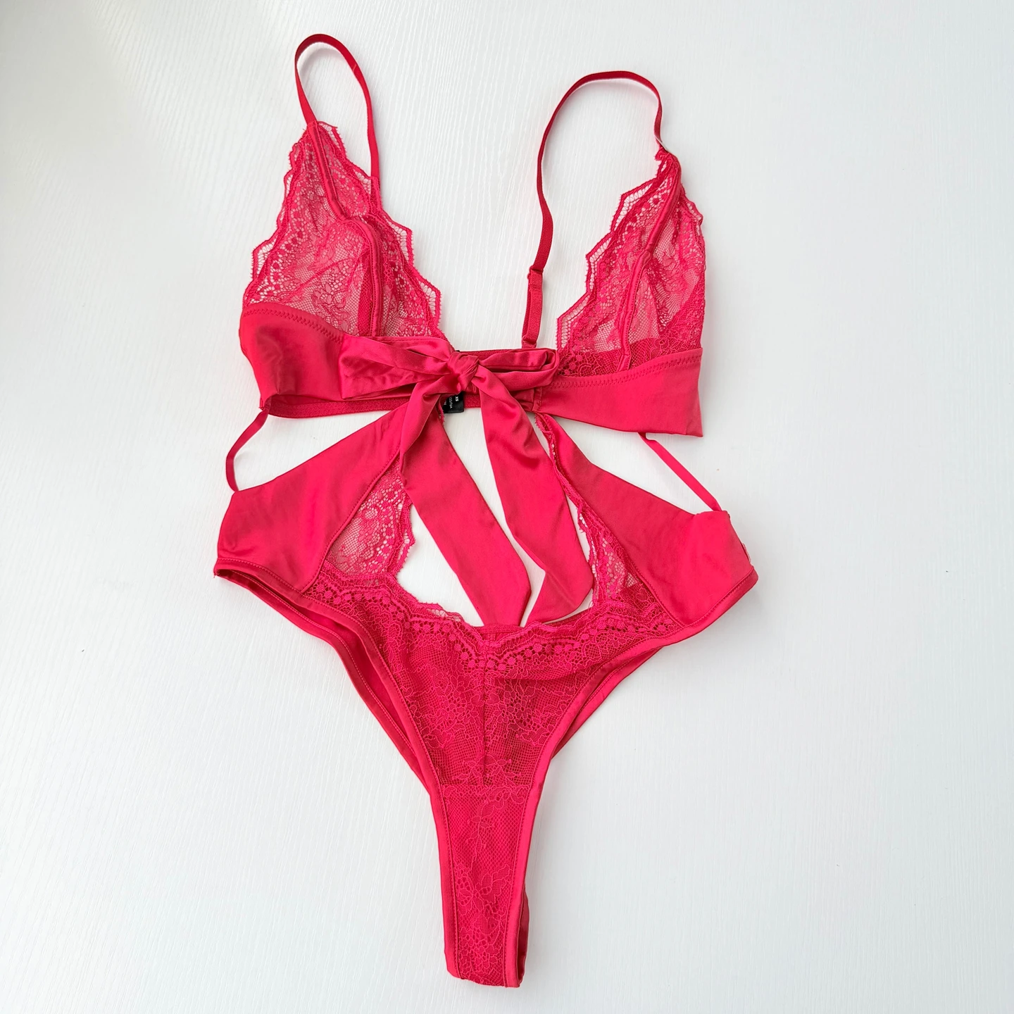 Body en dentelle sexy et attrayant rouge pour femme, ceinture à nœud, sangle de désir pur, base serrée, irt, trajet, ajouré, mi...