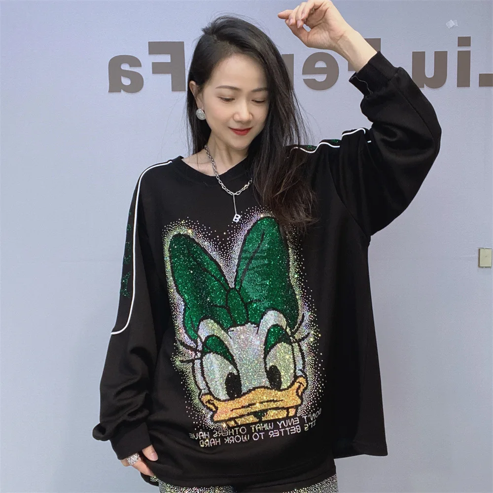 Moletom Feminino de Algodão Espacial com Gola Redonda, Solto, Estampa de Desenho Animado e Strass, Estilo Streetwear, Coleção Outono Inverno