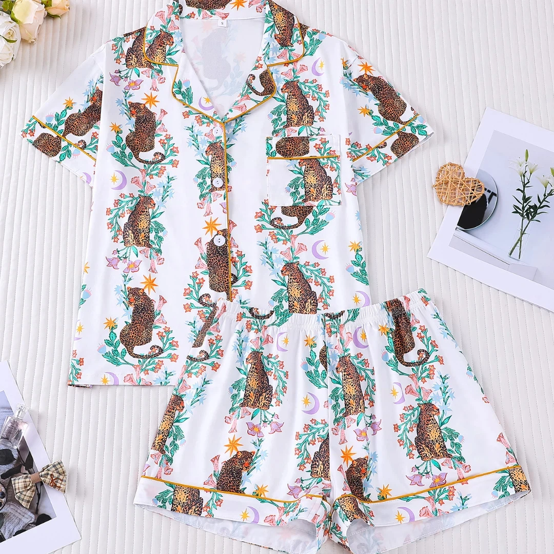 

Women Pajama Set Animals Themed with Leopard Print Lapel Shorts-sleeved and Shorts Pants Home Wear Gifts