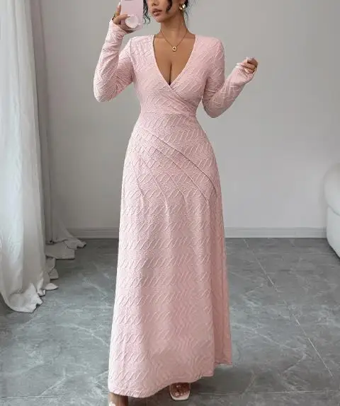 

Women's Dress 2025 Autumn and Winter Elegant Deep V-Long Sleeved Dress Sexy Commuting Pleated Elegant Retro Dress