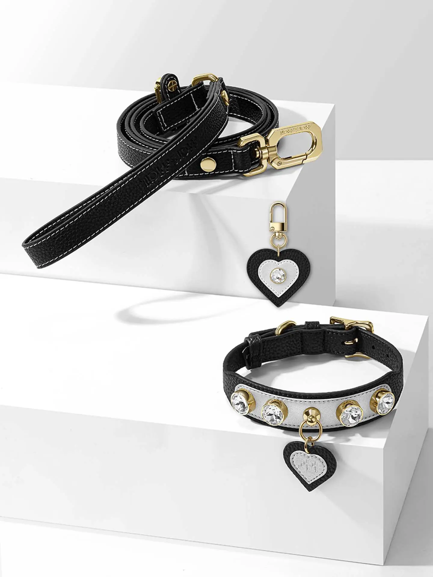 Ins Dog Cat Collar Big Bling Stone Heart Rhinestone Pendant Unique&Fashion Design High-end Leather Quality Handmade Pet Product