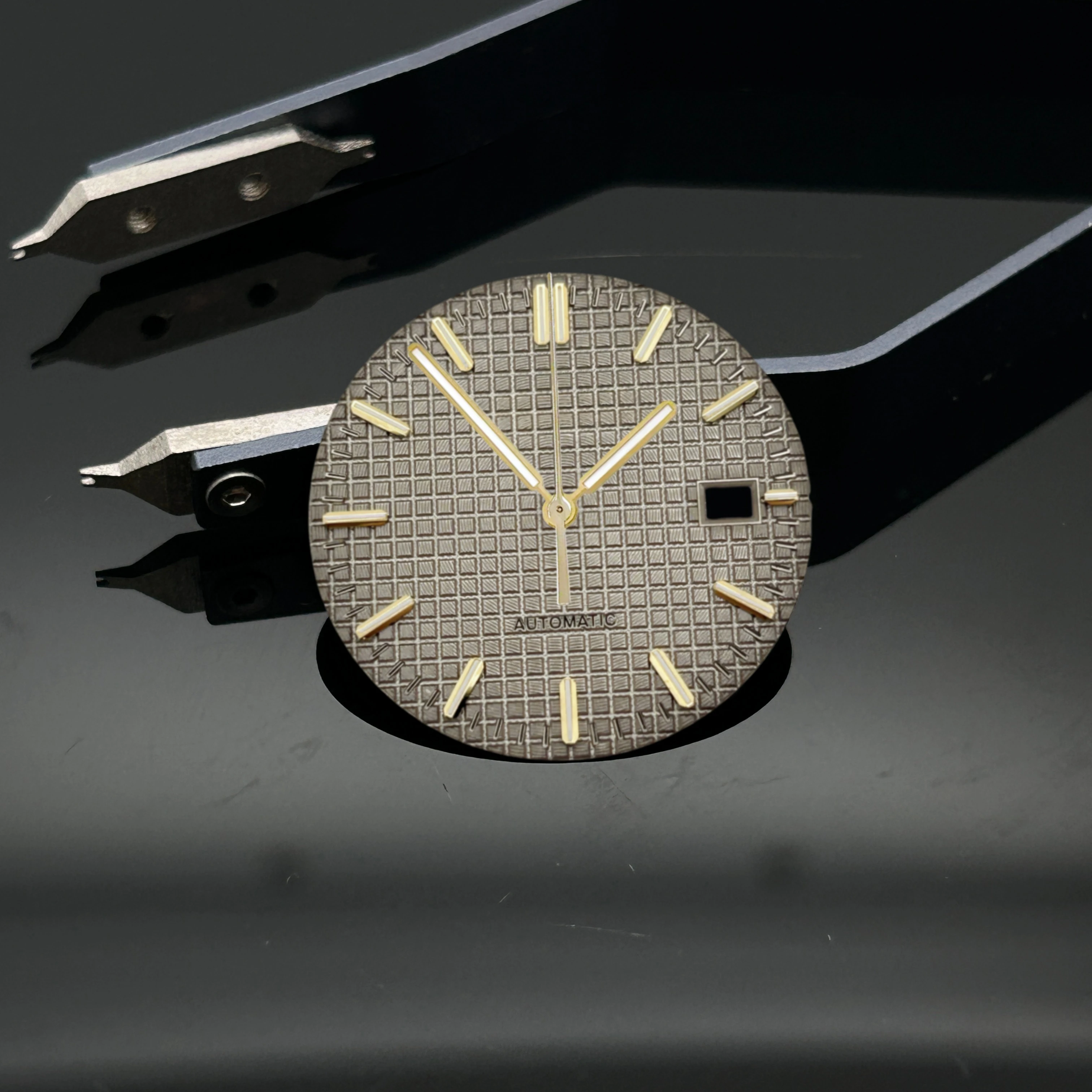 Green Luminous 31.8mm Diameter Single Calendar Dial Accessories for NH35 NH36 NH70 Japan Automatic Movement for Oak Case No Logo