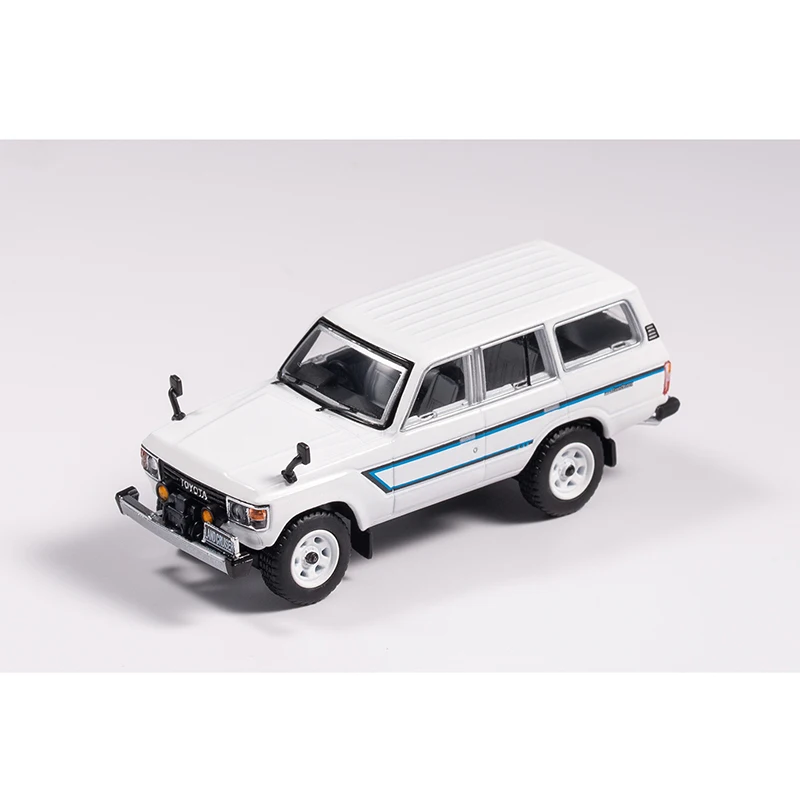 GCD 1/64 Toyota Land Cruiser LC60 auto d\'epoca veicolo Diecast Car Collection Toy Station veicolo con espositore