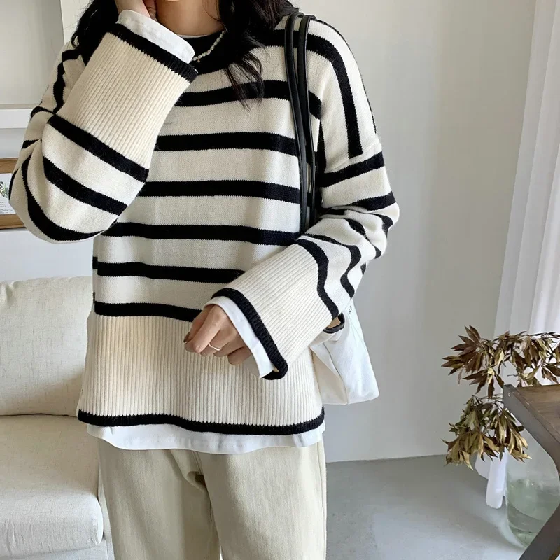 2024 Autumn Winter New Striped Knitted Sweater Women's Lazy Style Loose Side Split Sweater Coat Women