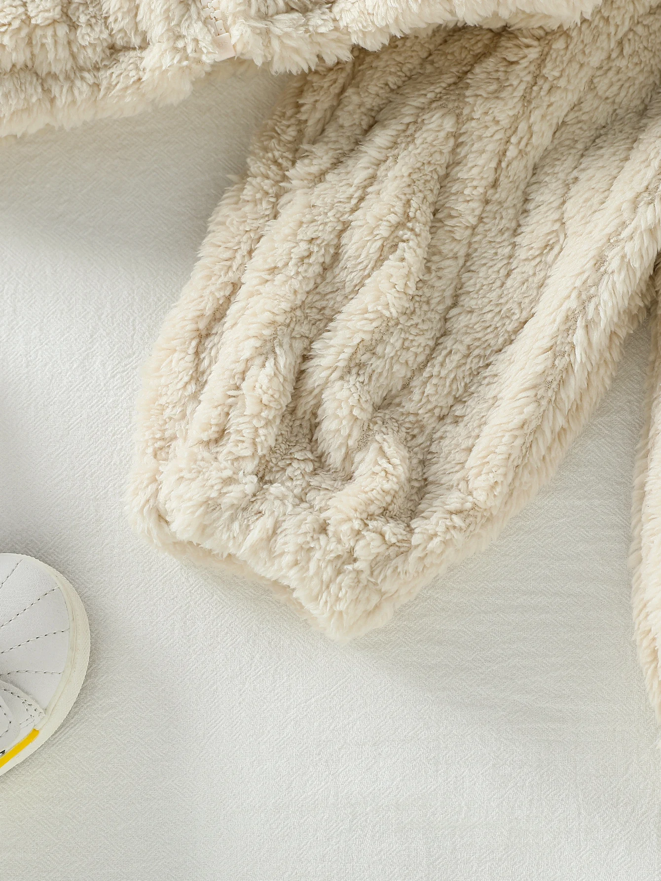 2025 جديد غير رسمي الخريف/الشتاء الفتيان/الفتيات طويلة الأكمام الصلبة الدافئة أفخم مجموعات ل 1-3Y زمم معطف وتتسابق ملابس رسمية