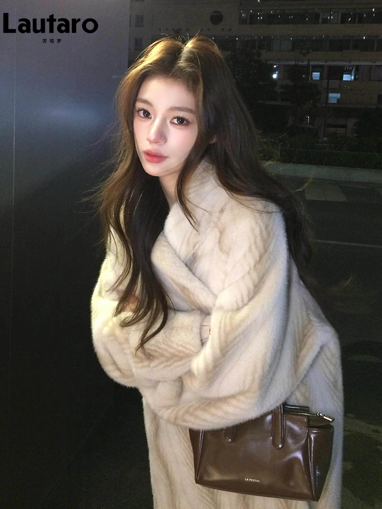 

Lautaro Winter Long Thick Warm Faux Mink Fur Coat Women Shawl Collar Luxury Designer High Quality Elegant Chic Fluffy Overcoat