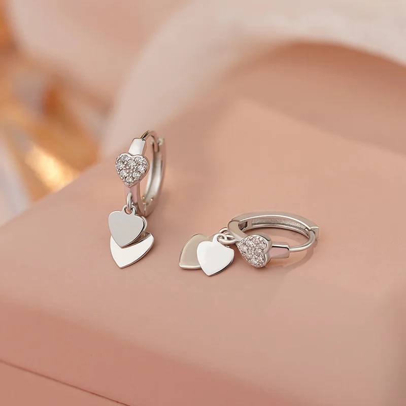 

Korean Style Sparkling Zircon Love Heart Ear Buckle Sweet Cute Temperament Stud Earrings Minimal All Match Ladies Jewelry Access