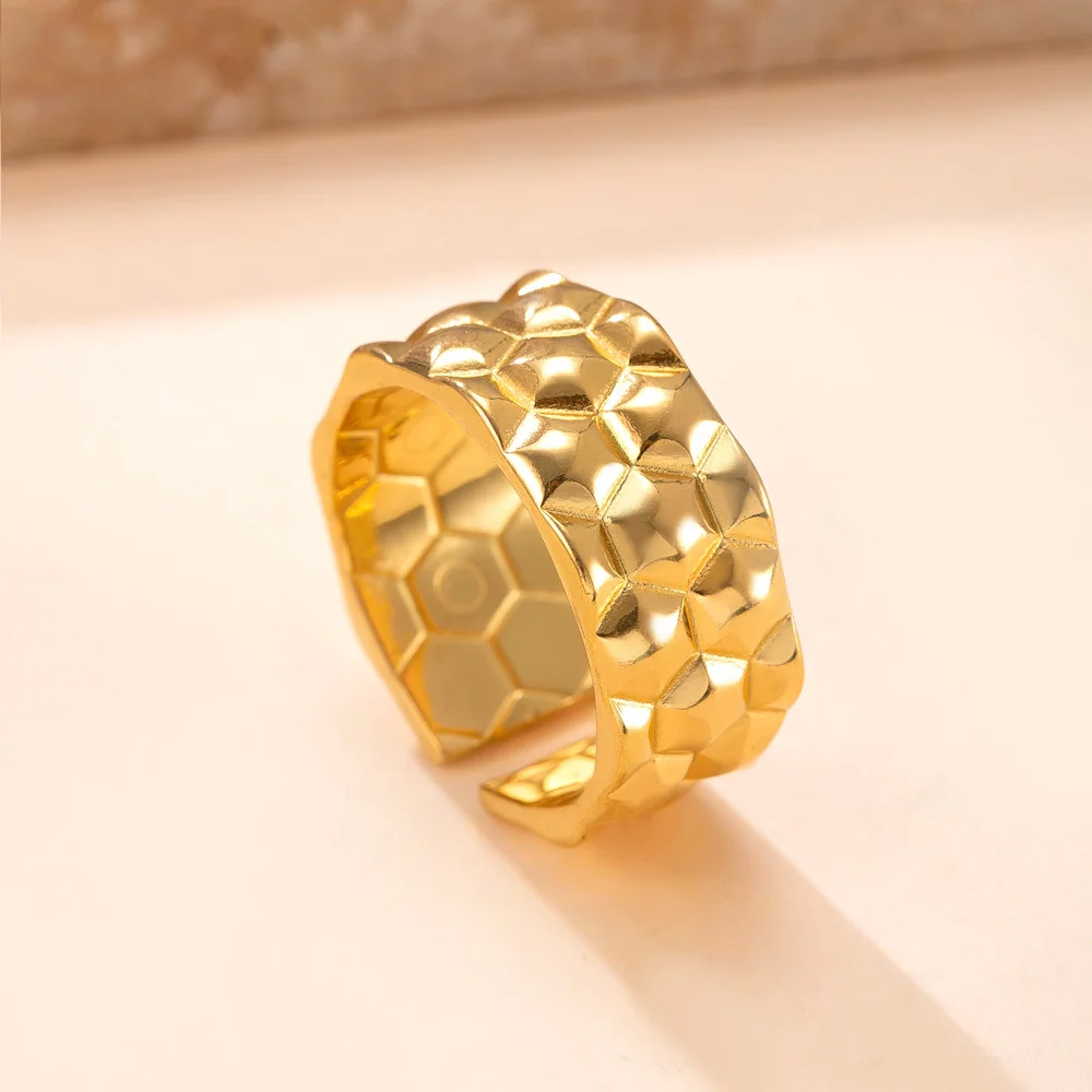 اللون الذهبي تألق مكعب زركونيا خمر عين الله المنحوتة البنصر للنساء الفاخرة الزفاف الفرقة هدية مجوهرات