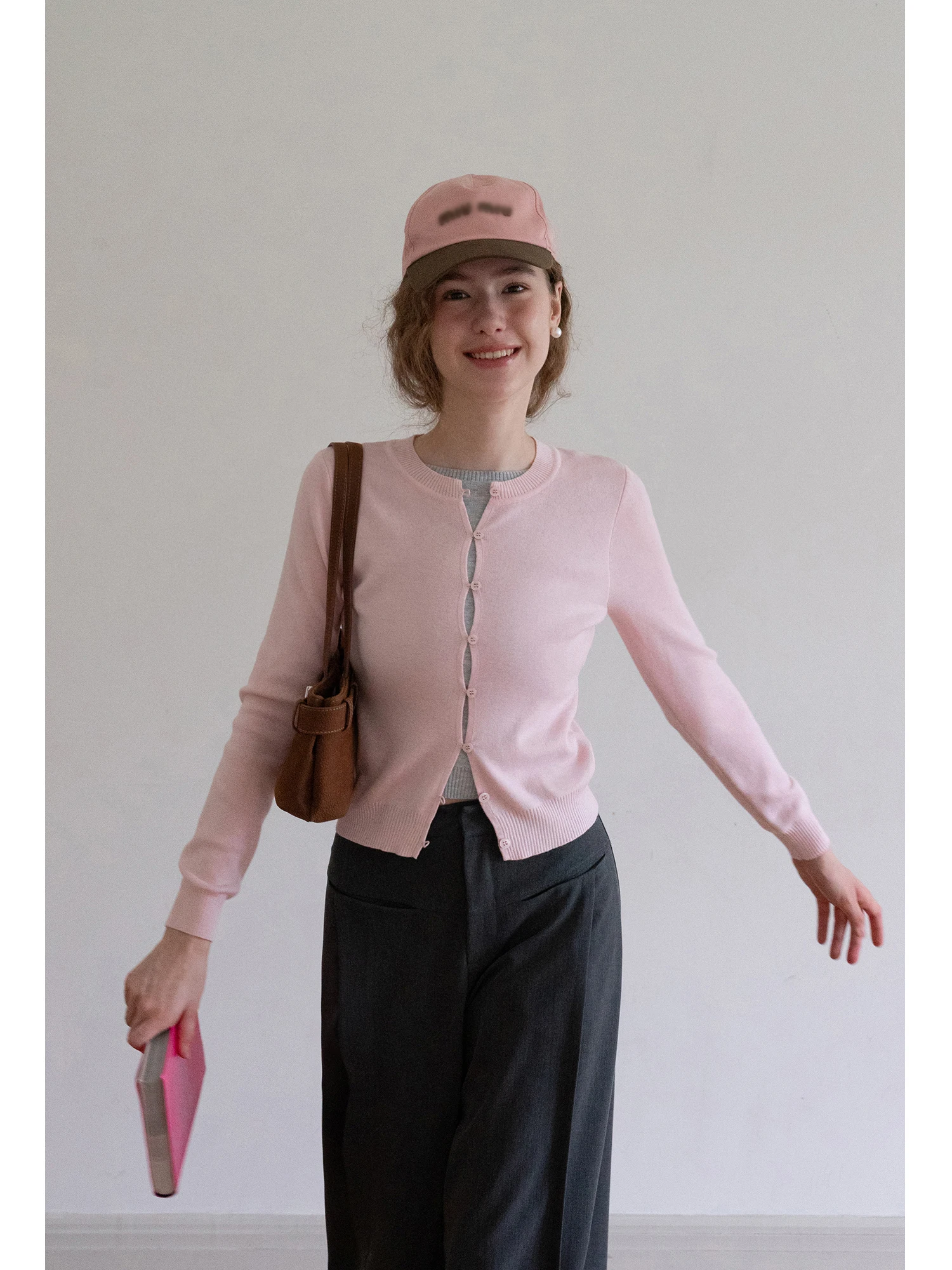 

Вязаный топ Eggka Color Blo с длинными рукавами, облегающий, повседневный, из полиэфирного волокна, с круглым вырезом, короткий, на пуговицах