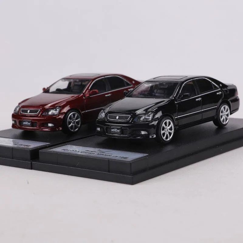 Diecast DCT 1:64 Scale 2005 Toyota Crown Athlete S180 Alloy Car Model