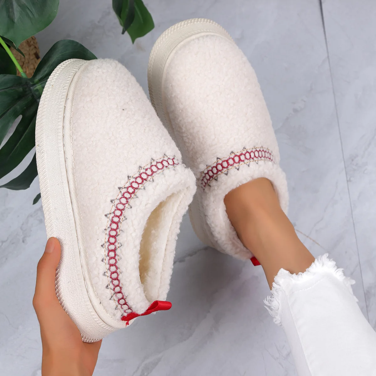 2024 Women's Lamb Wool Slippers Warm Platform Low-top Snow Boots Slippers Women's Outdoor Anti-Slip Boots Shoes for Women