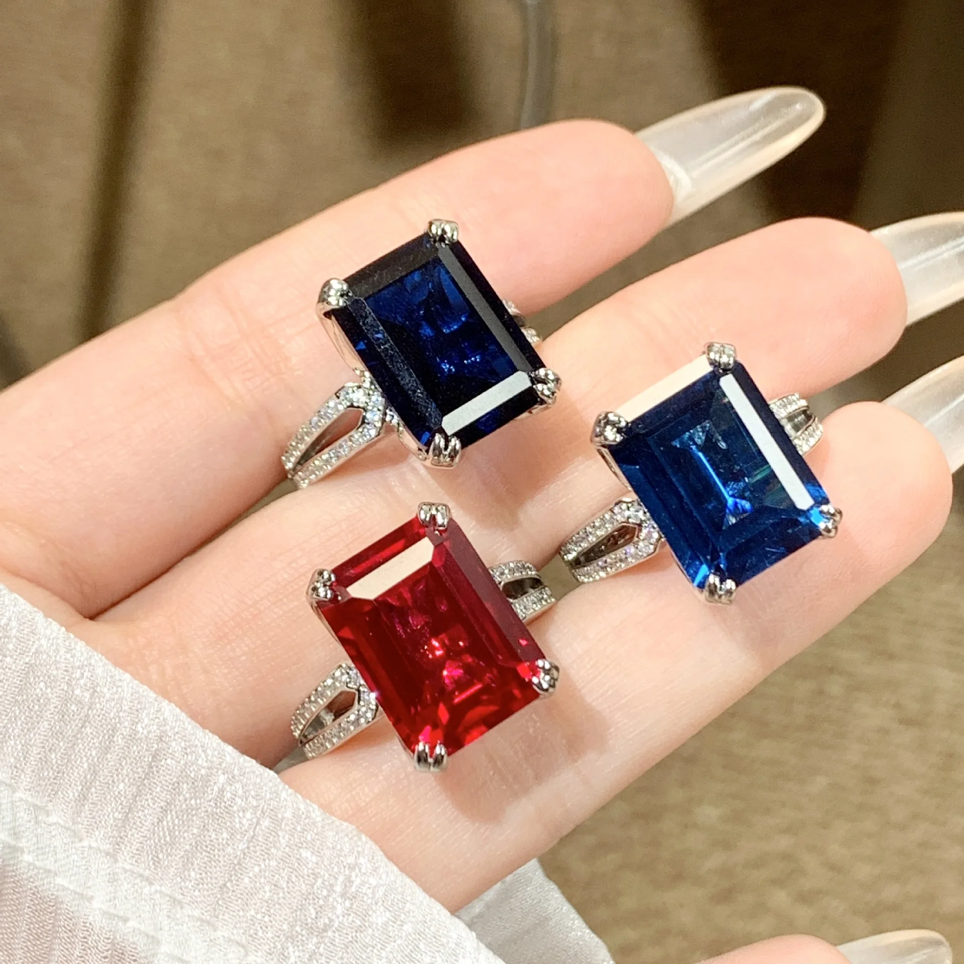 New rectangular-shaped gemstone adjustable ring with versatile geometric design for various outfits and decorative purposes