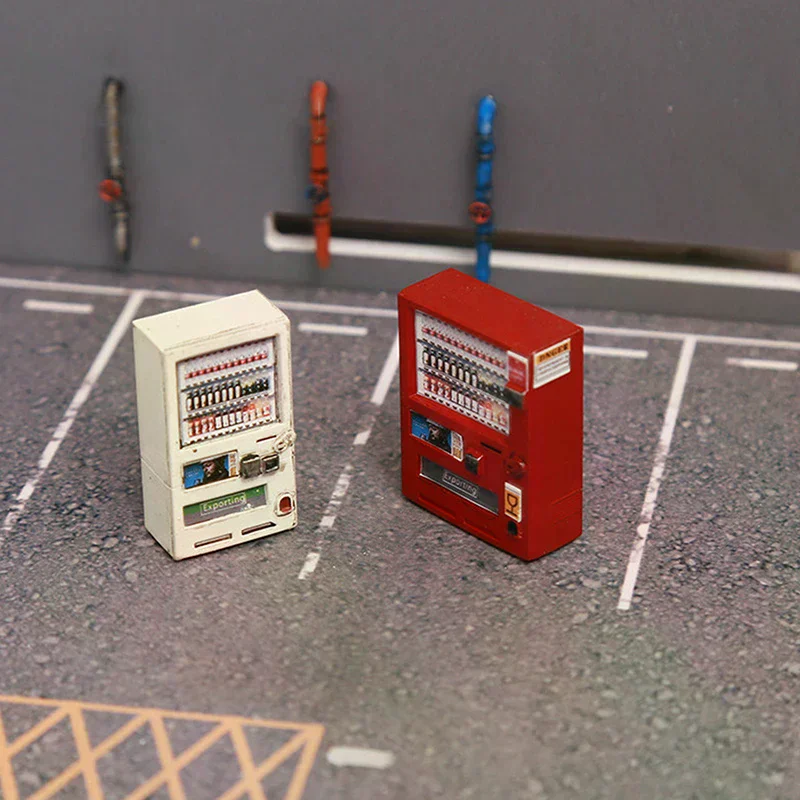 

Новая миниатюрная модель торгового автомата для напитков в масштабе 1/64, набор для самостоятельной сборки, украшения и коллекционные предметы.